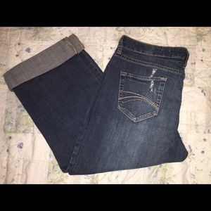 Junior size 15 denim capris
